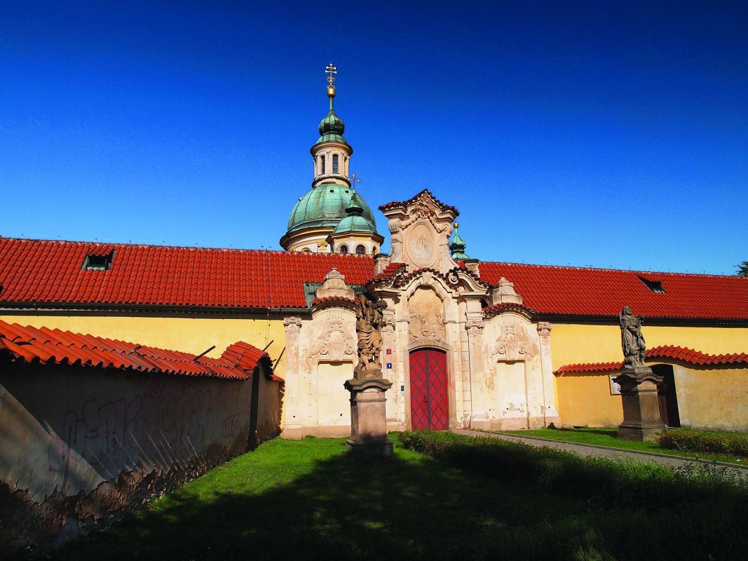 Паломническое место Девы Марии Победоносной на Белой Горе