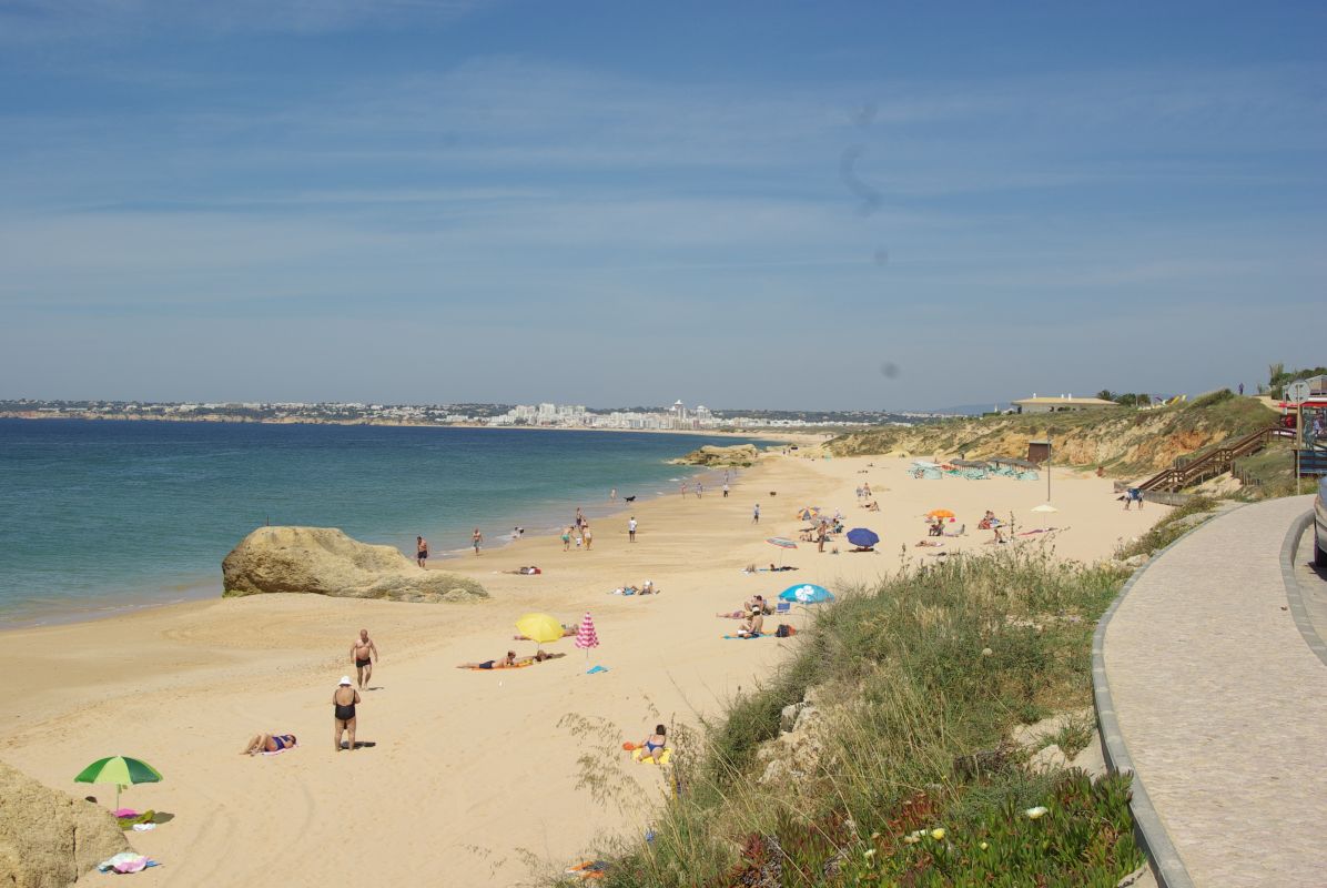 Пляж «Прайя-да-Гале»