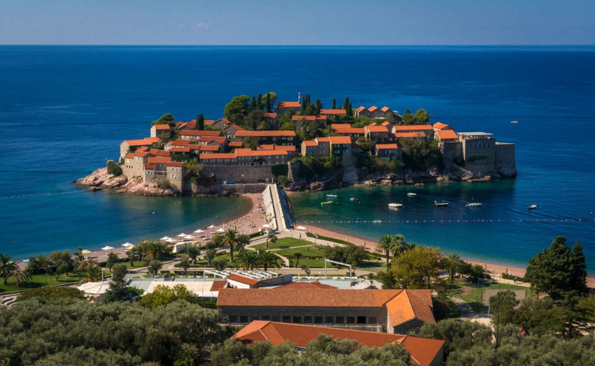 Остров-курорт Святой Стефан (Свети-Стефан)