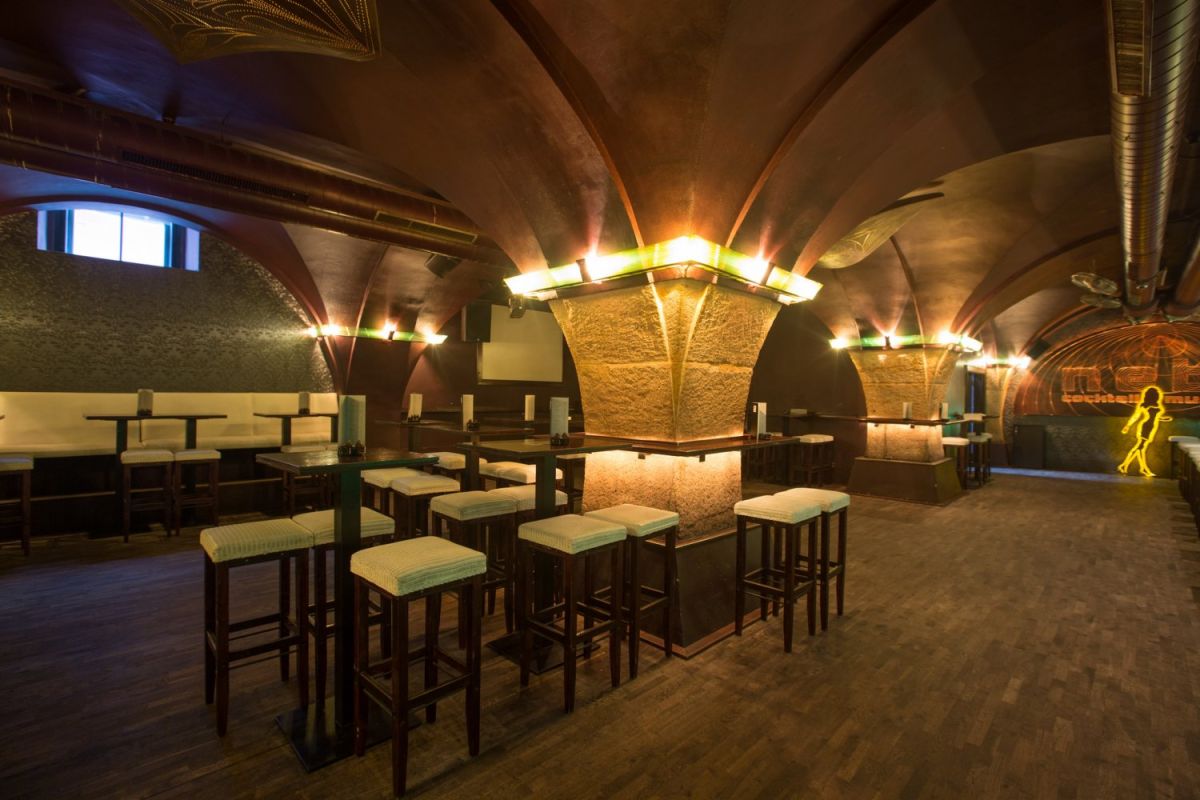 Nebe Coctail & Music Bar Celnice