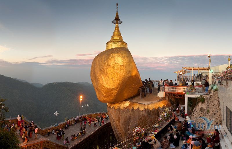 Золотая скала