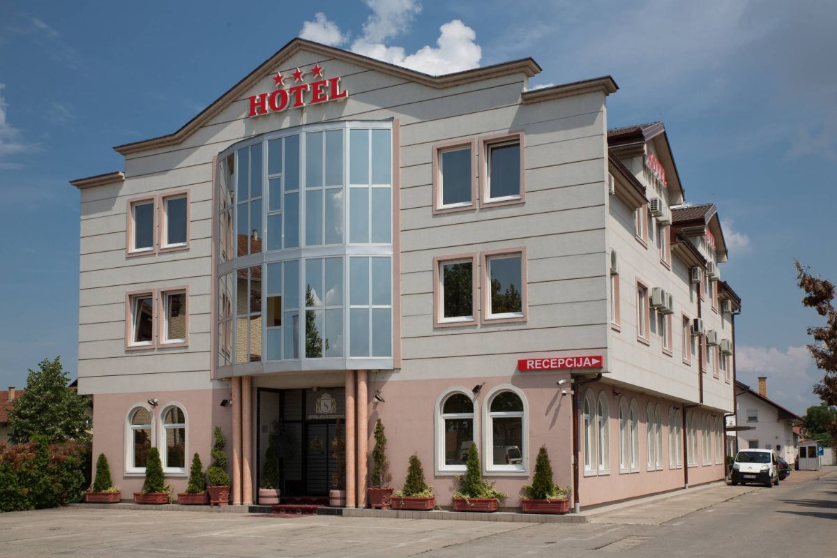 Hotel Stari Krovovi
