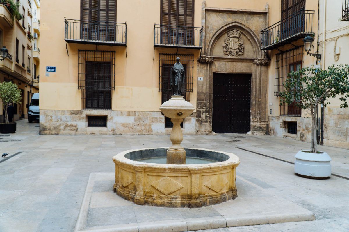 Площадь Сан-Луис-Бертран