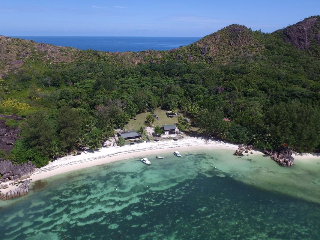 Залив Бэ-ла-Рэ или Бэ-Кюриез