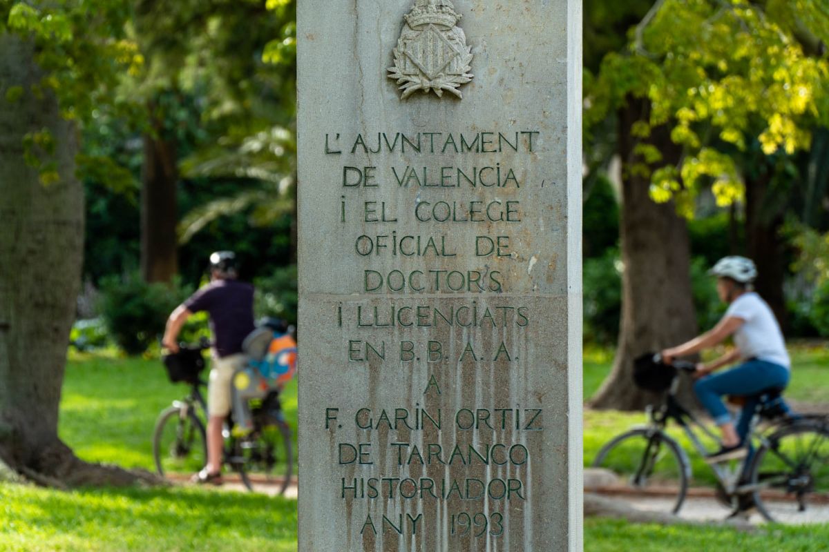 Памятник Филиппу Гарину Ортису де Таранко