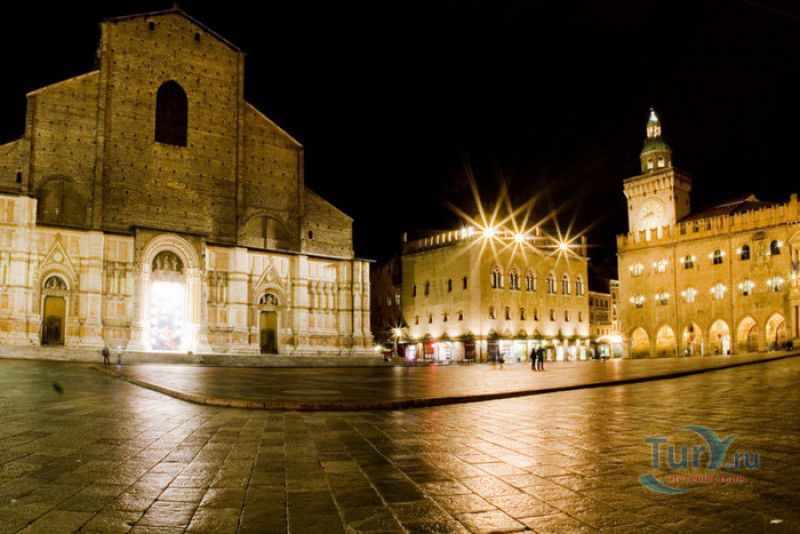 Пьяцца Маджоре