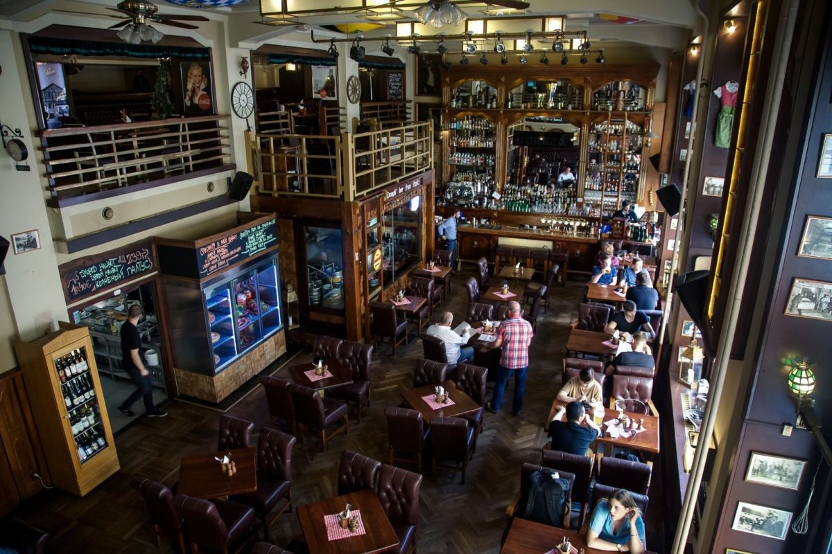 La Republika Restaurant - Beer bar - Music