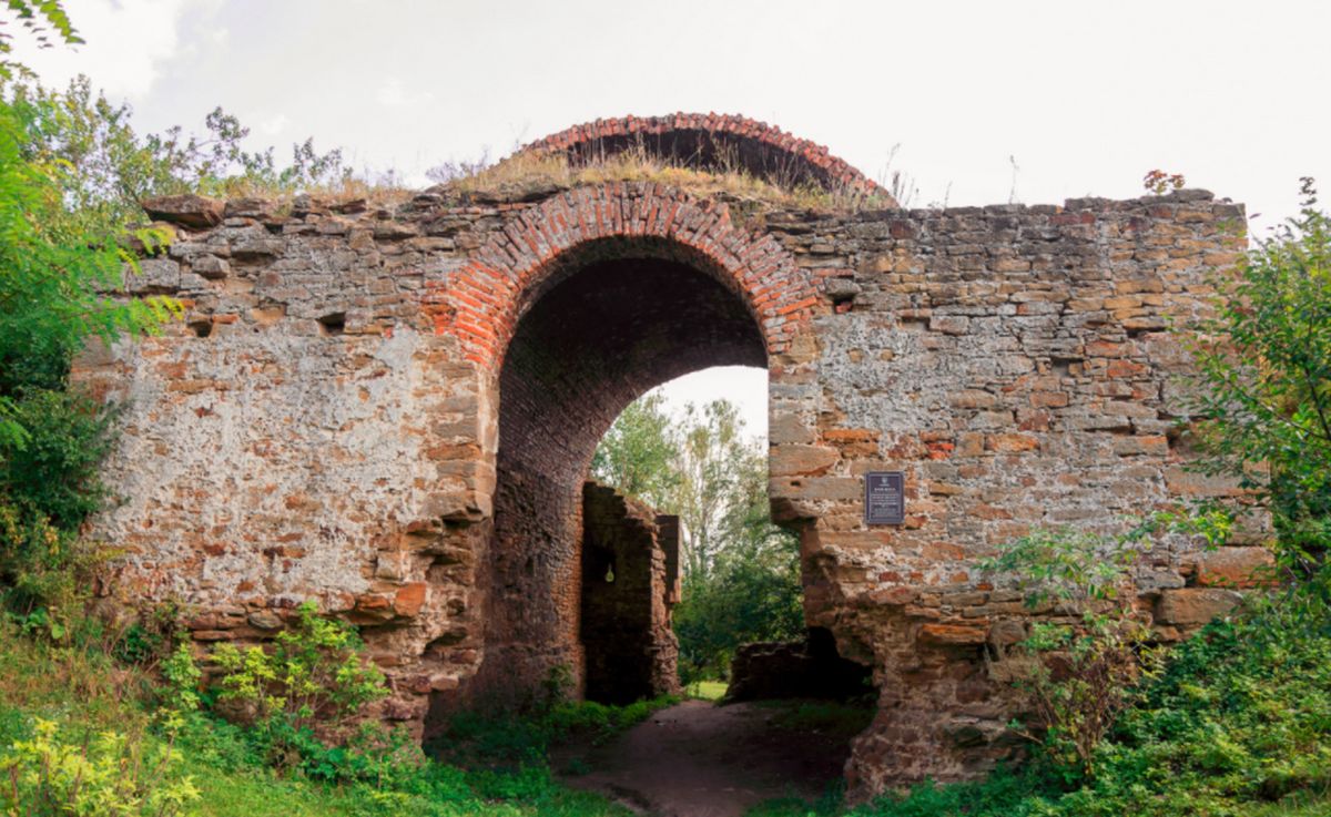 Заславские ворота