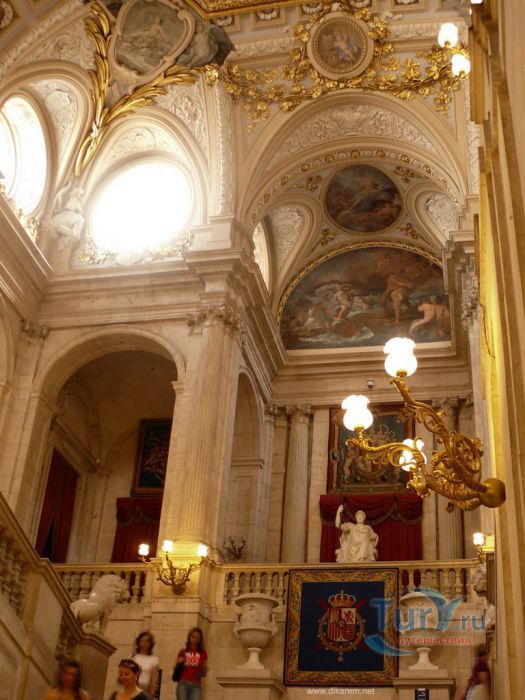 Королевский Дворец в Мадриде