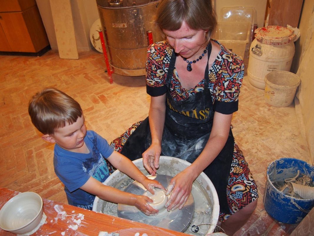 Керамическая мастерская замка Алатскиви