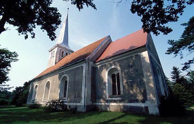 Лютеранская церковь Святого Креста в Аудру