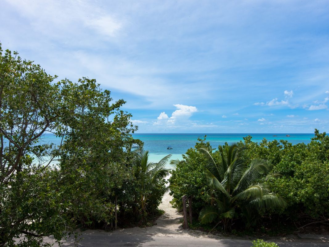 L'Hirondelle Self Catering Guest House