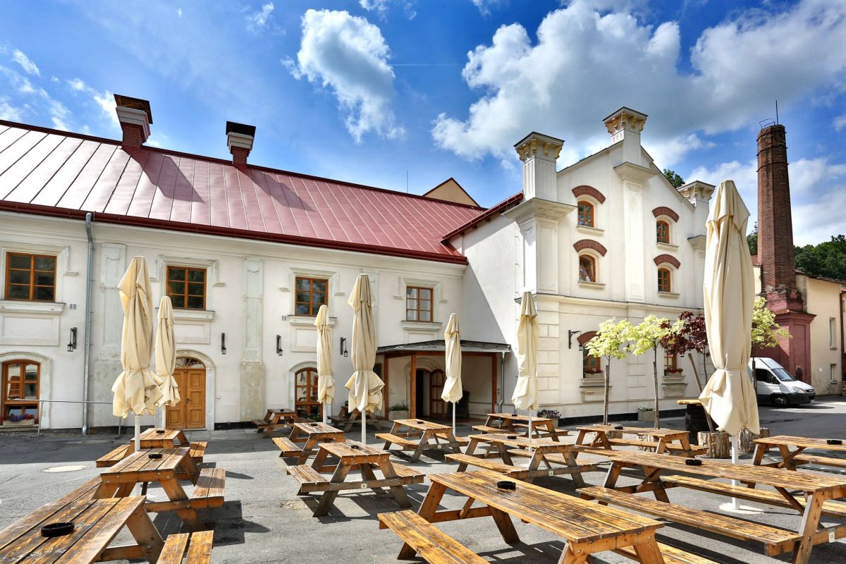Ресторан Únětický pivovar