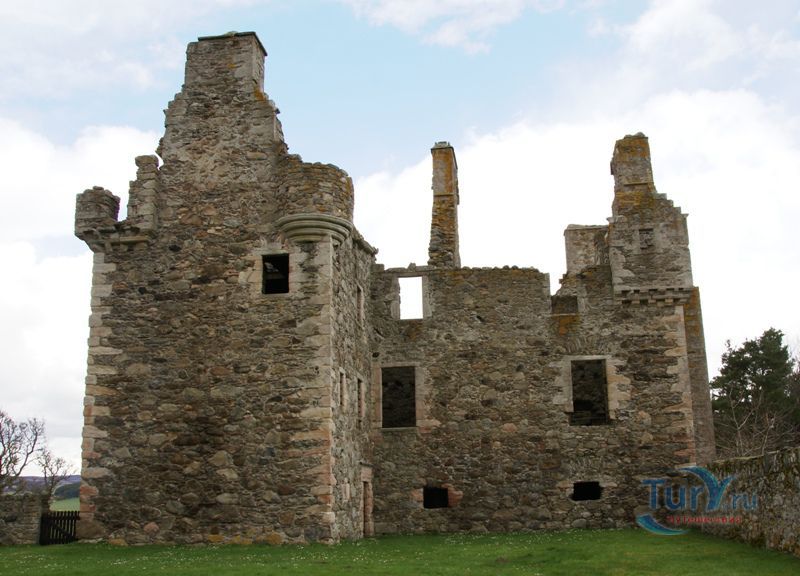 Замок Гленбахат