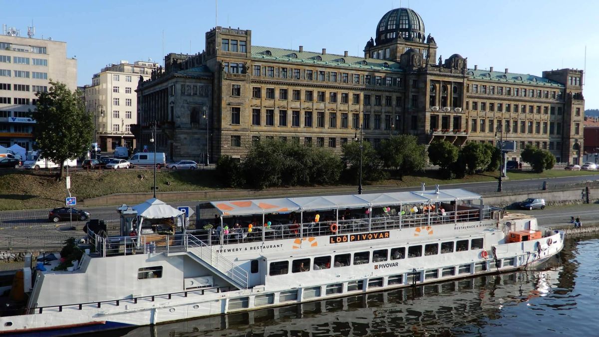 Корабль «Пивовар» (Loď Pivovar)