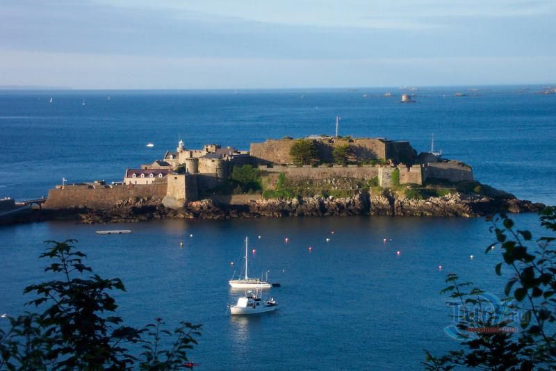 Замок Корнет