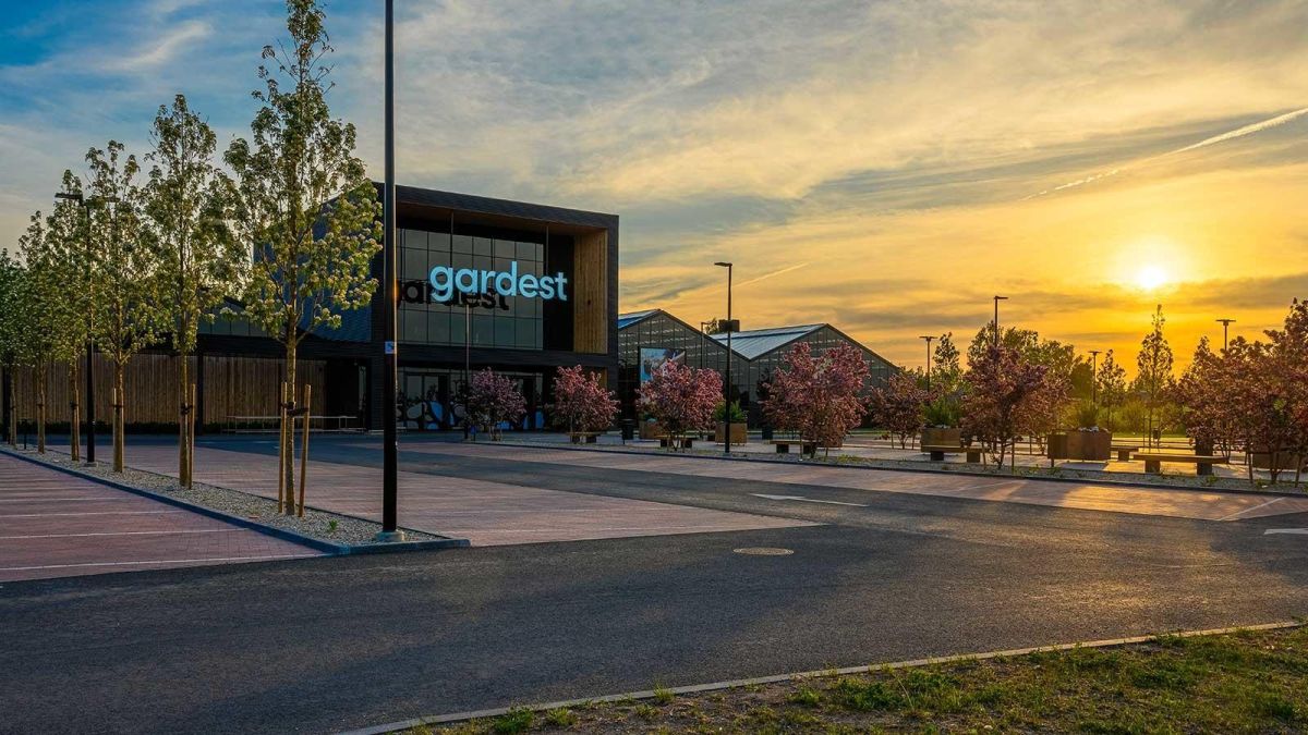 Домашний и садоводческий центр Gardest