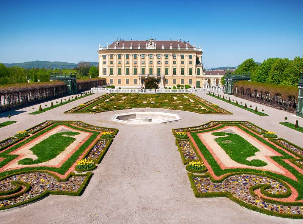 Дворец Шёнбрунн в Вене