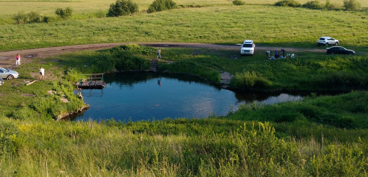 Голубое озеро