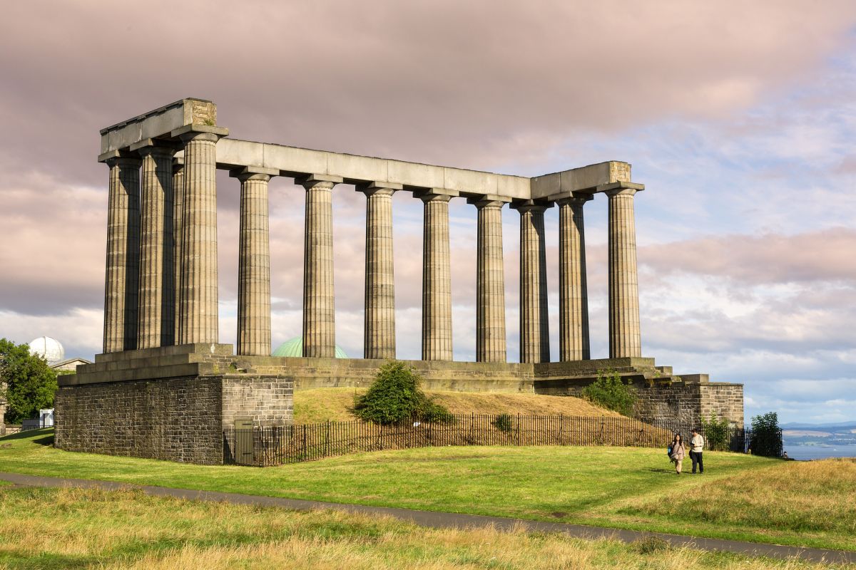 Калтон-Хилл и национальный монумент