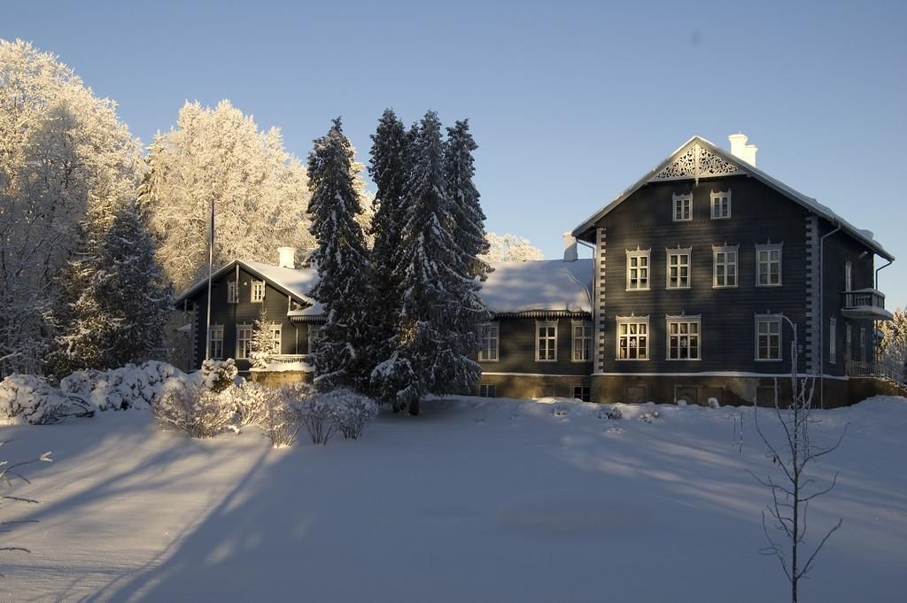 Усадьба Пярсти