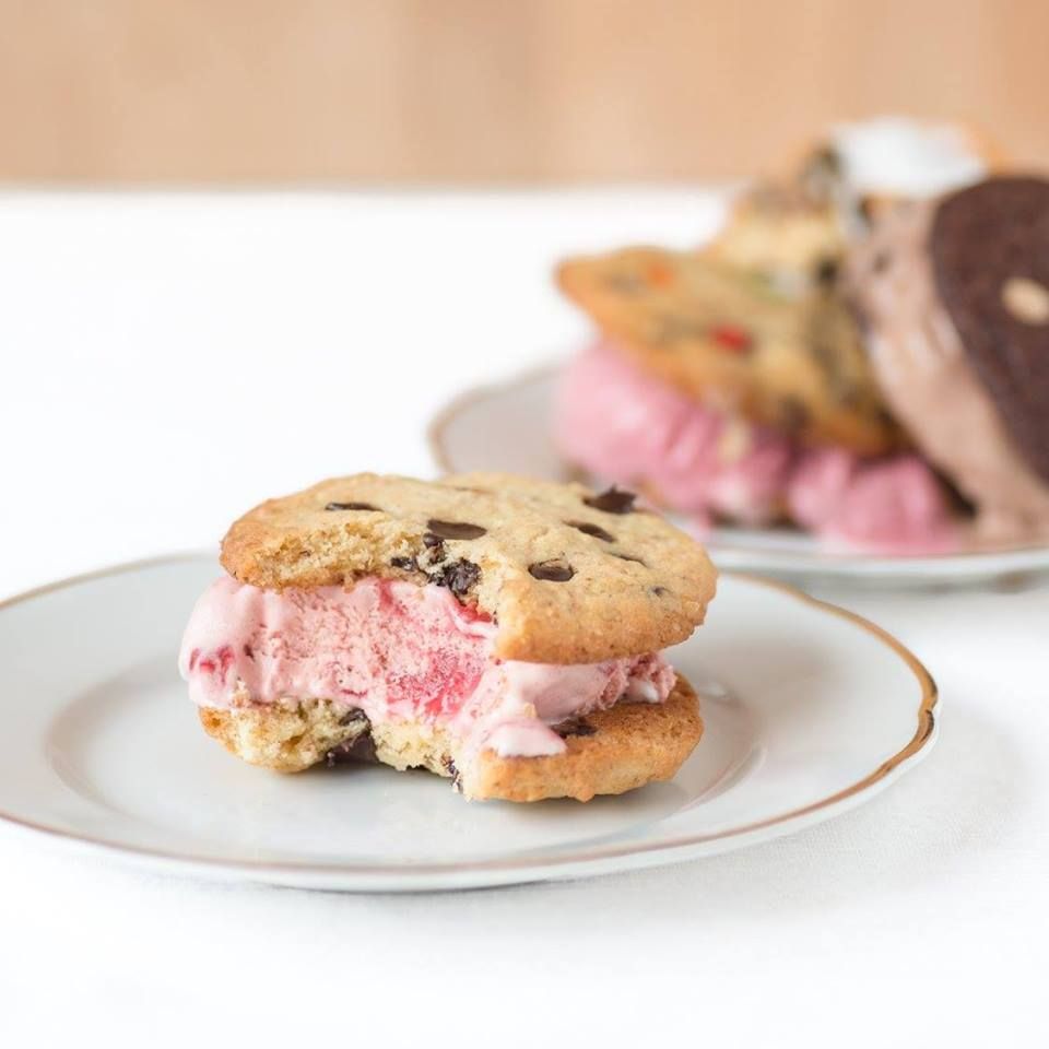 Parlor Café – Ice Cream Sandwiches