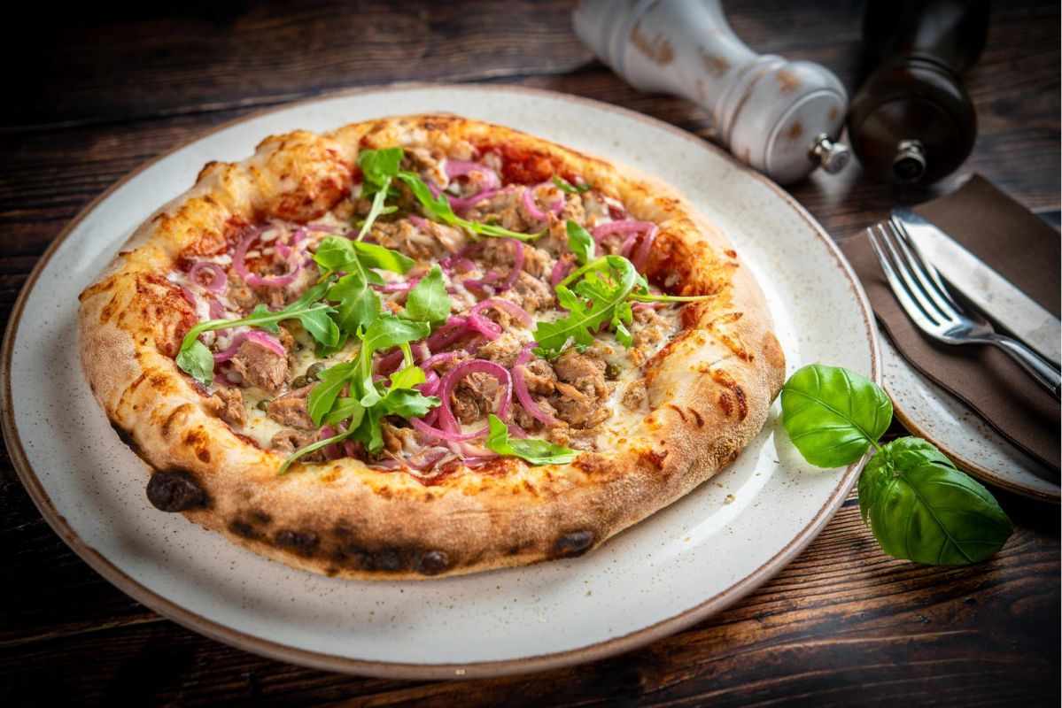 Ресторан и неапольская пиццерия La Cucina