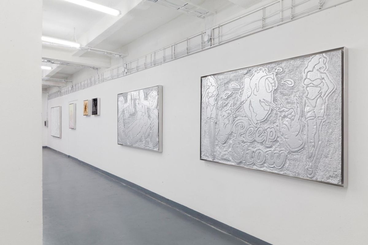 Pragovka Gallery / The White Room