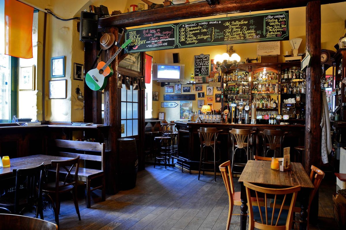 The James Joyce Irish Pub