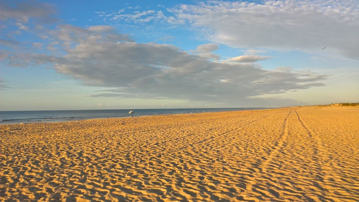Пляж «Прайя-да-Алагоа»