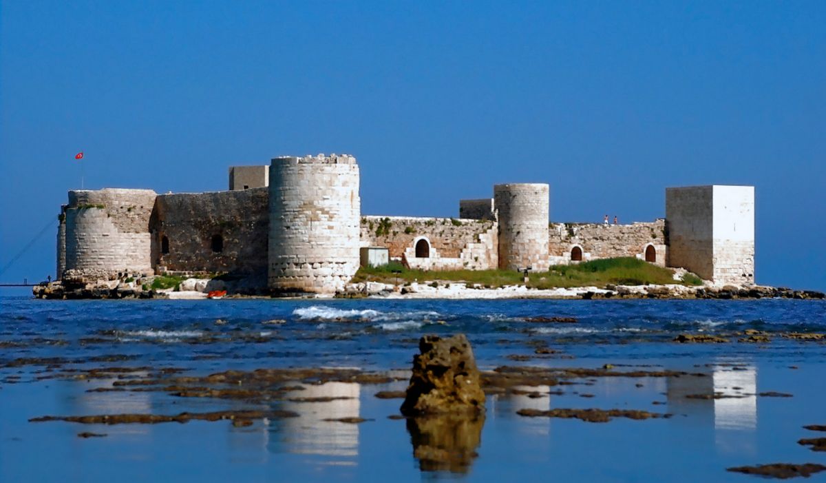 Девичья Крепость (Кызкалеси)