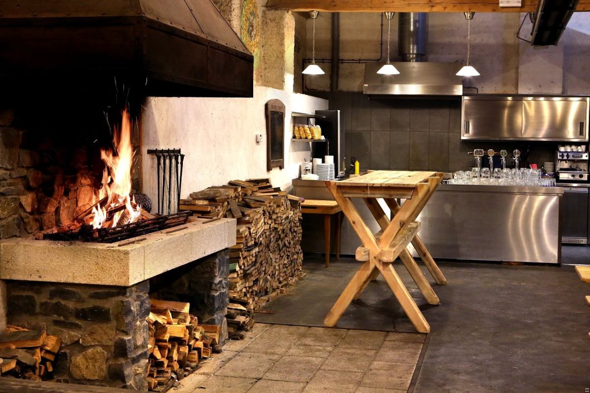 Ресторан Únětický pivovar