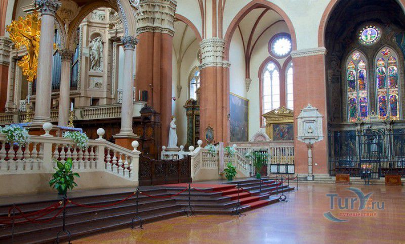 Базилика Сан-Петронио