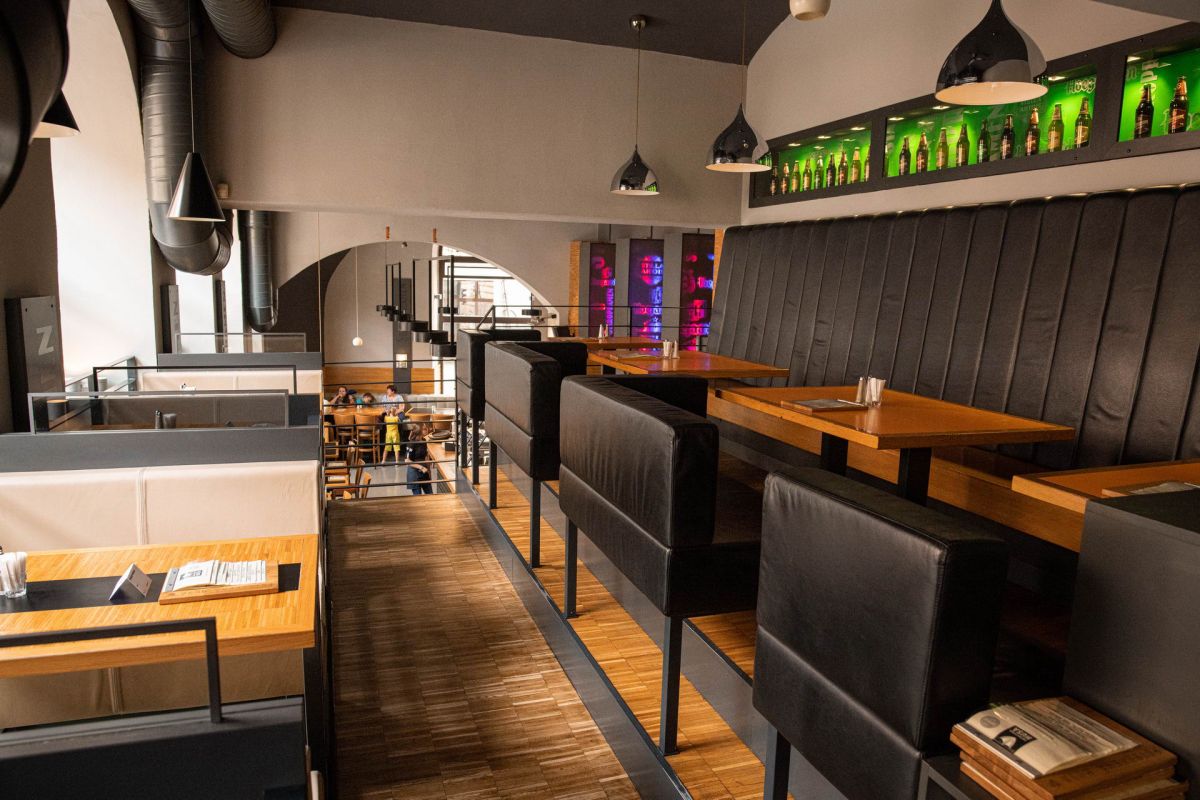 Potrefená husa Hybernská