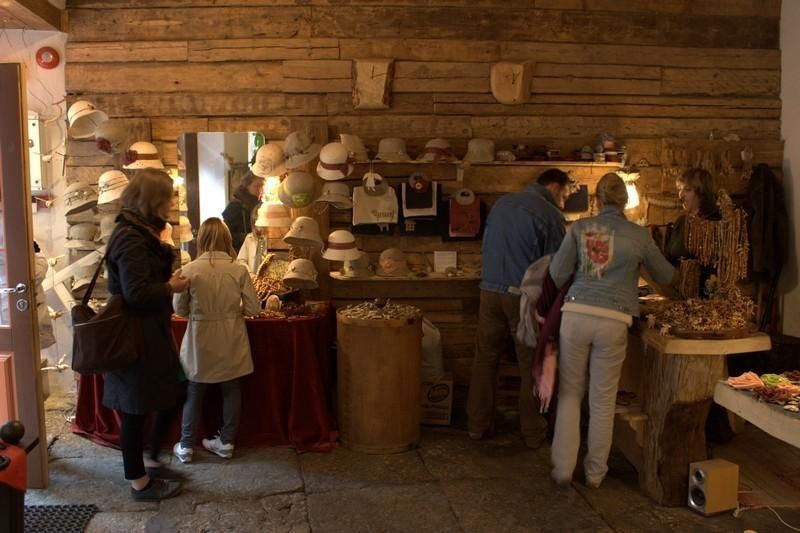 Магазин изделий народного промысла «Дерево и жук»