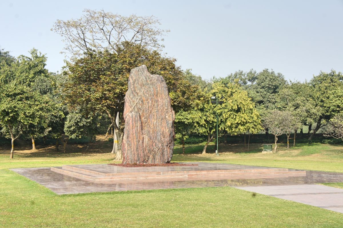 Шейкти Стал