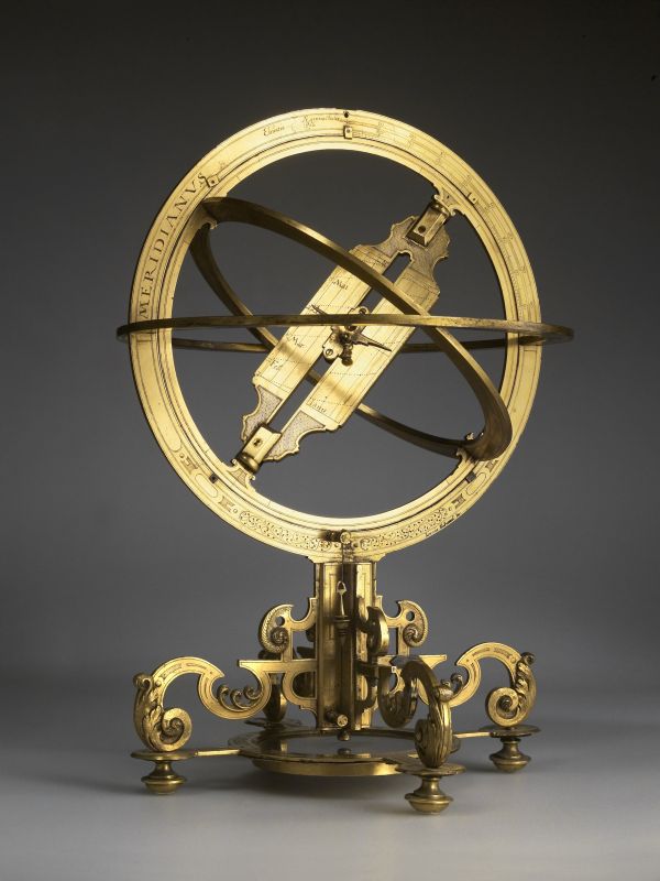 Выставка ИСКУССТВО, ЖИЗНЬ в музее декоративно-прикладного искусства