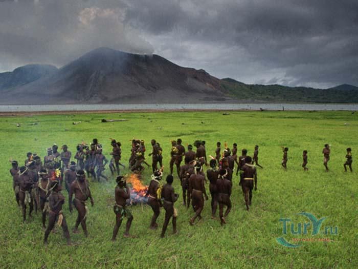 Вулкан Ясур