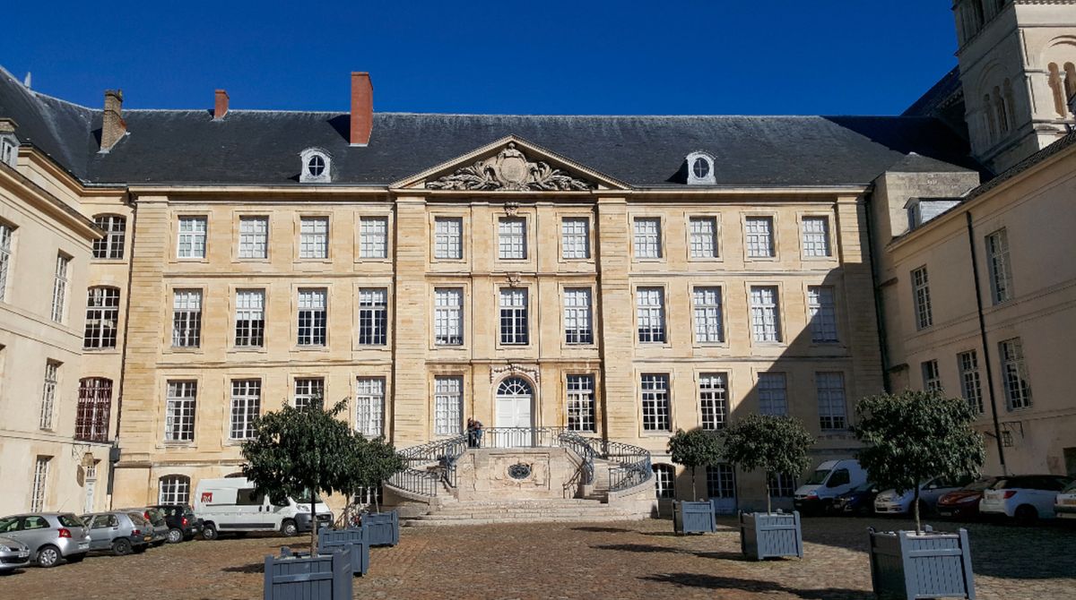 Аббатство Сен-Ремии (Музей Сен-Реми)