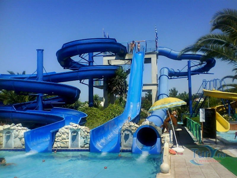 Аквапарк в Сидари