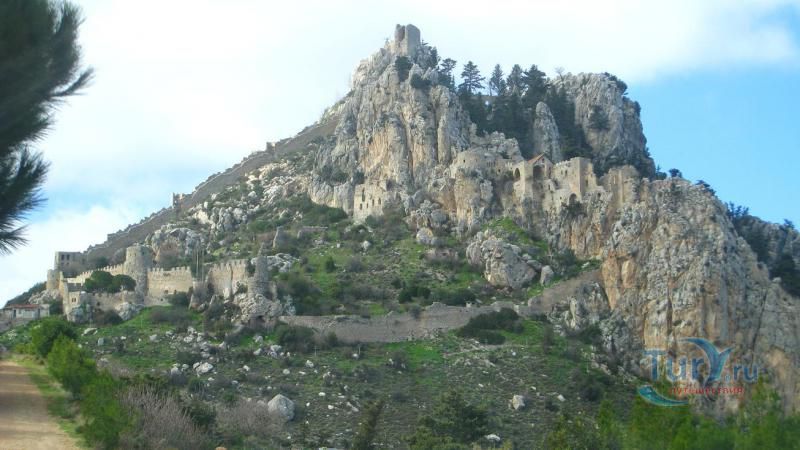 Замок Св. Илариона