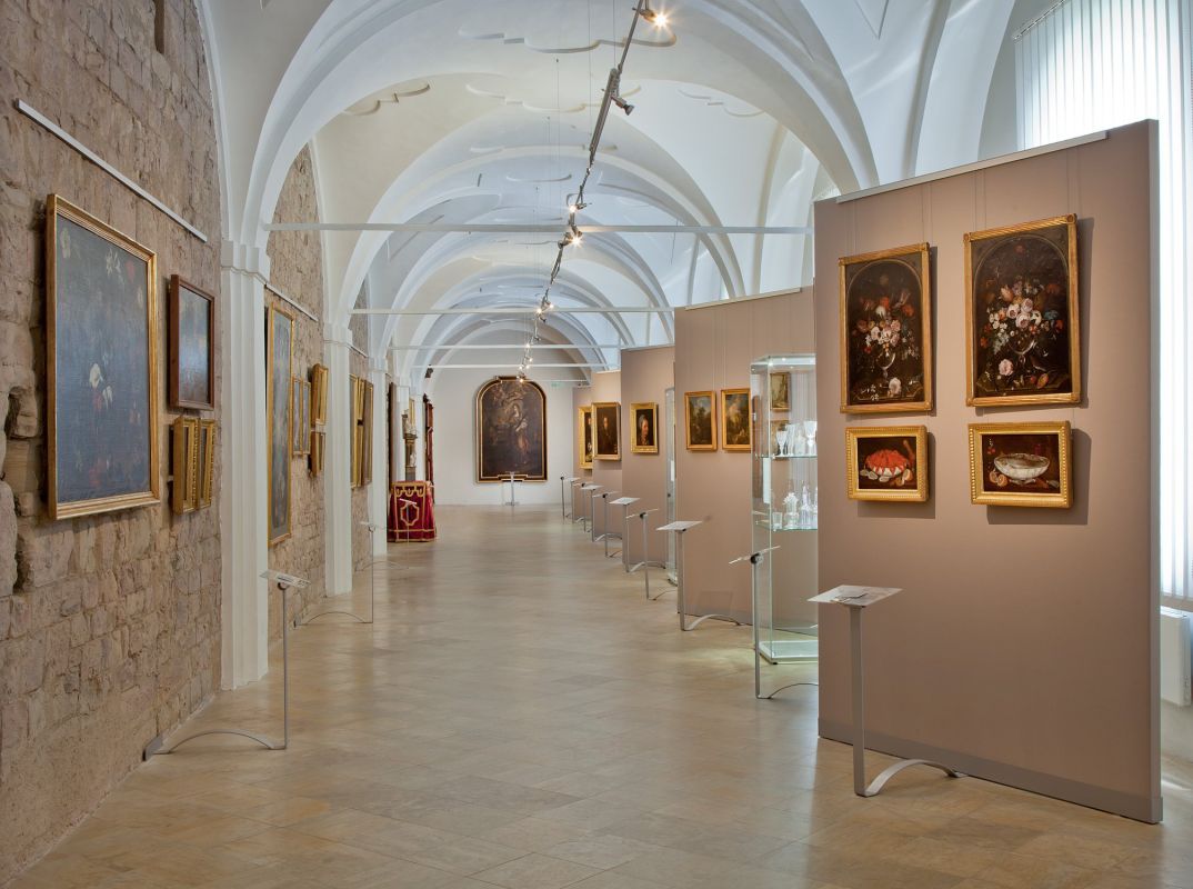 Галерея Страговского монастыря