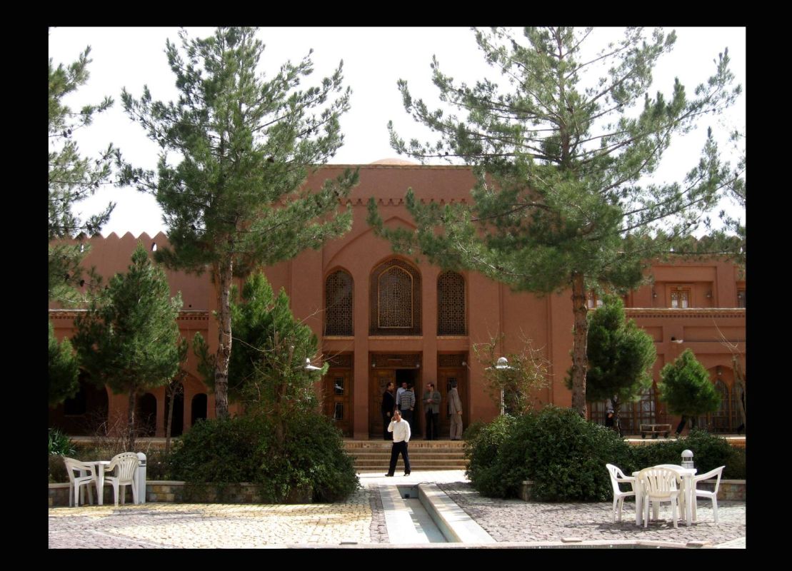 Крепость Гугед (Arg e Googad)