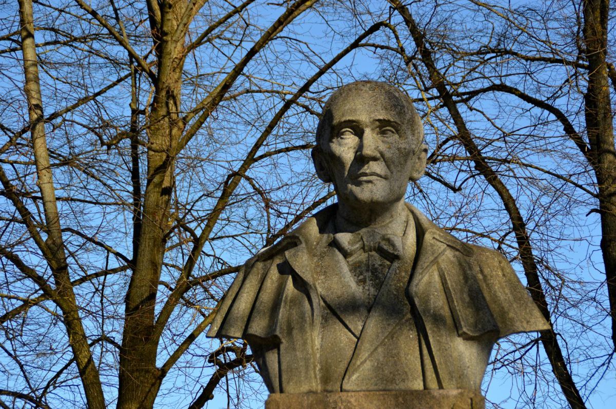 Памятник Фридриху Рейнхольду Крейцвальду