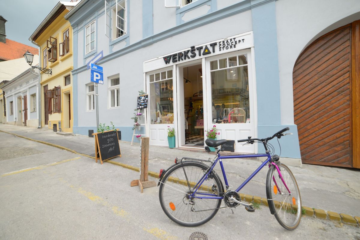 Концептуальный магазин ремесленных изделий Werkštat