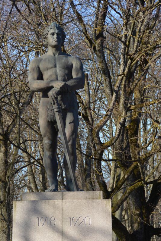 Калевипоэг – монумент в честь Освободительной войны