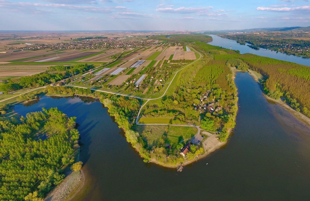 Природный парк Бегечка яма