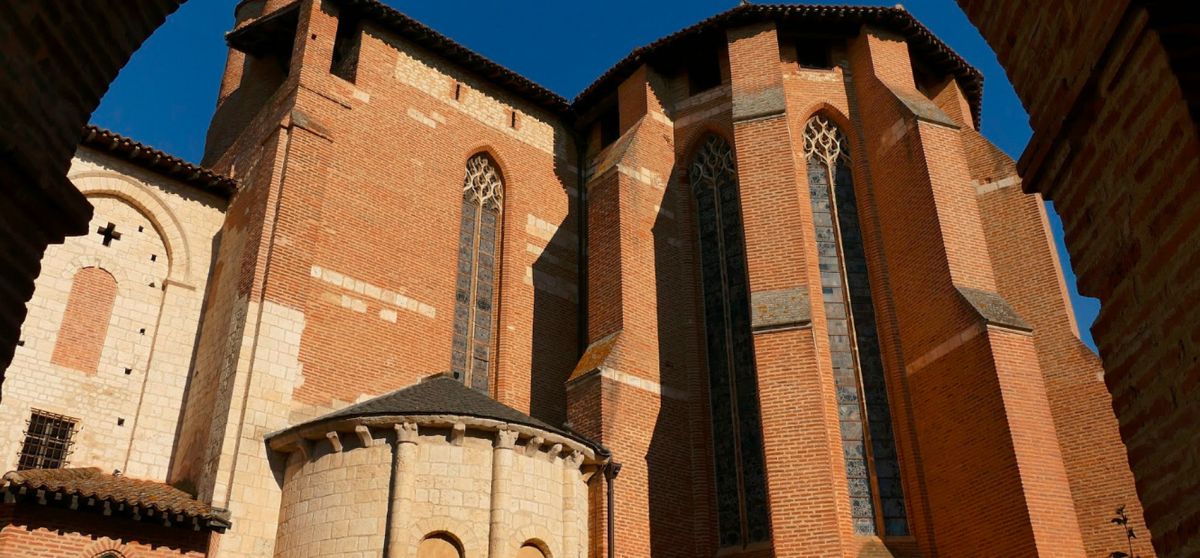 Коллегиальная церковь Сен-Сальви