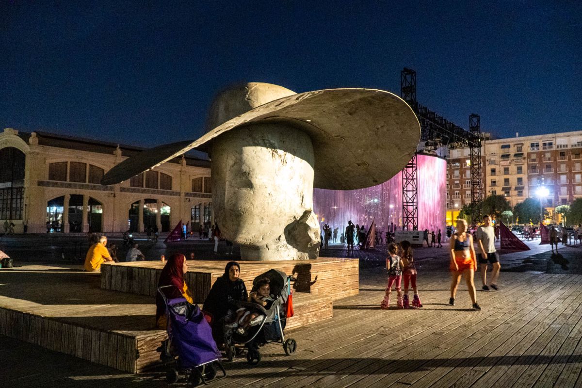 Скульптура Ла Памела