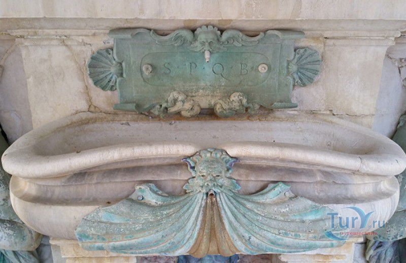 Фонтан Нептуна